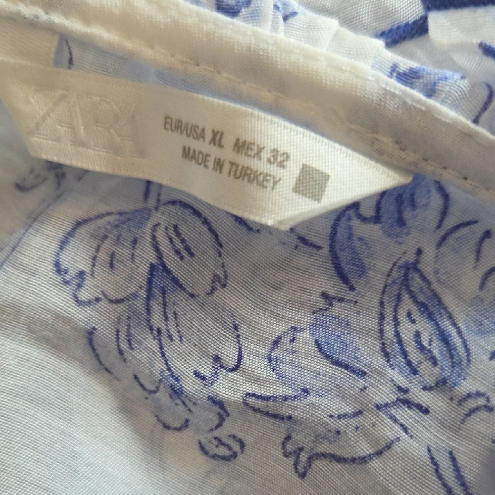 Zara Blue and White Floral Blouse - Picture 12 of 12